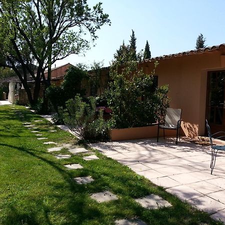 Mas La Provence Bed & Breakfast L'Isle-sur-la-Sorgue Exterior photo