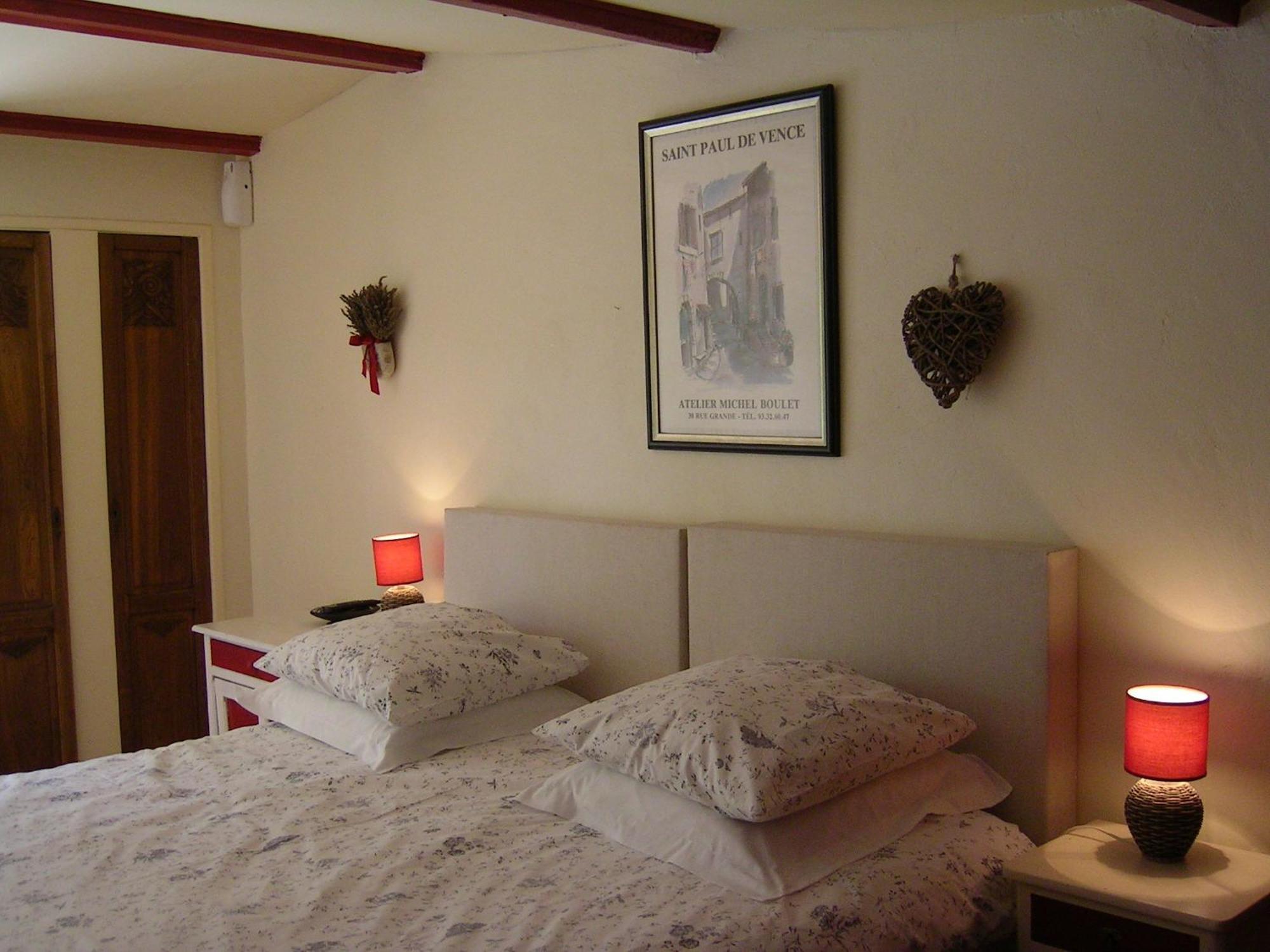 Mas La Provence Bed & Breakfast L'Isle-sur-la-Sorgue Room photo