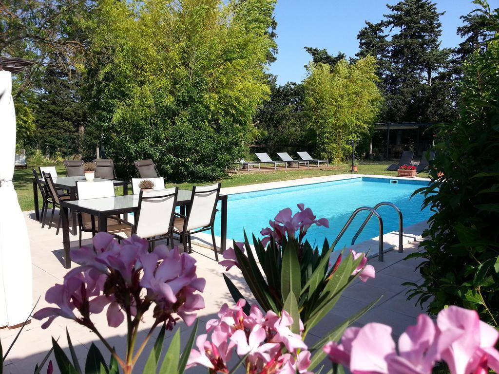 Mas La Provence Bed & Breakfast L'Isle-sur-la-Sorgue Exterior photo